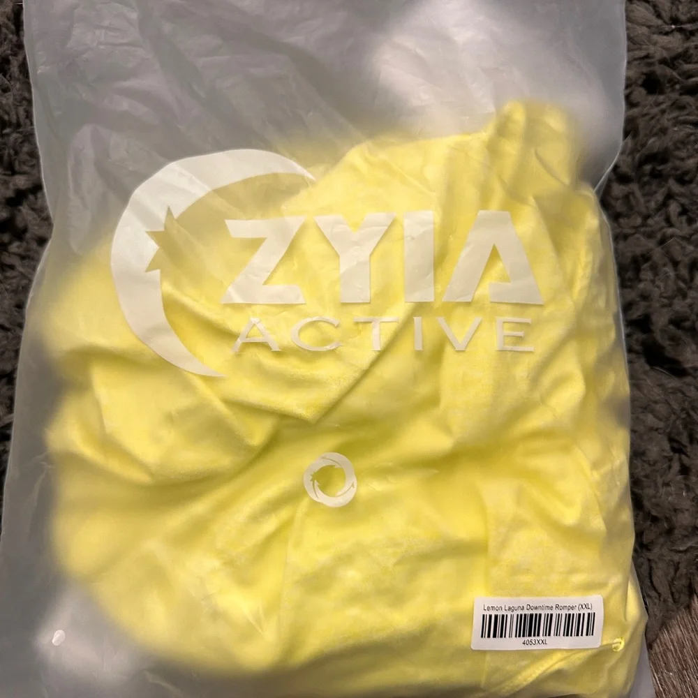 Zyia Lemon Laguna Downtime romper XXL - Picture 7 of 9